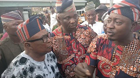 WOW! HEAR WHAT ALH. AYINLA KOLLINGTON TELLS TAYE CURRENCY IN PUBLIC AT RASHEED AYINDE 60TH BIRTHDAY