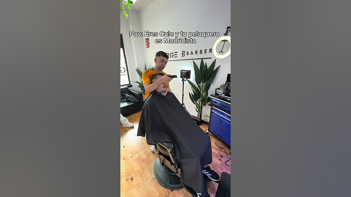 Pov: Eres Cule y tu peluquero es del Real de Madrid #shorts #futbol #viral #humor