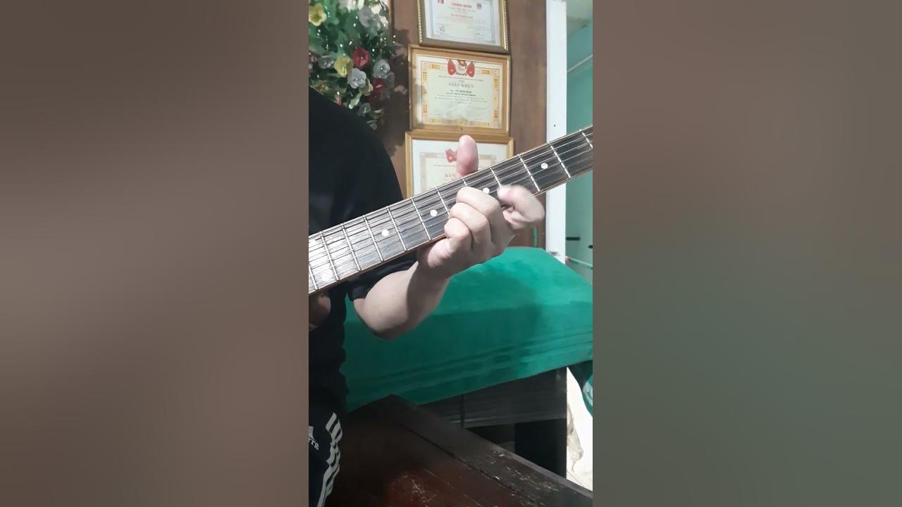 Dm - Dm(maj7) - Dm7 - Dm6 - YouTube