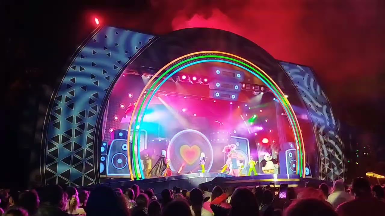 Show do Trolls no Beto Carreiro Outubro 2025