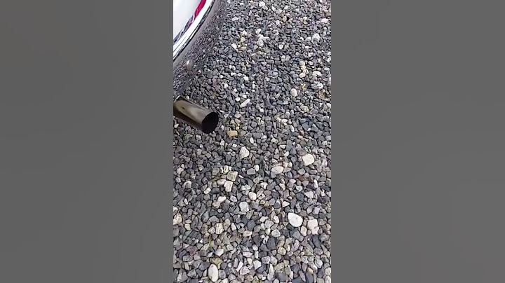 Fiat 500 mit Doppel Weber Vergaser