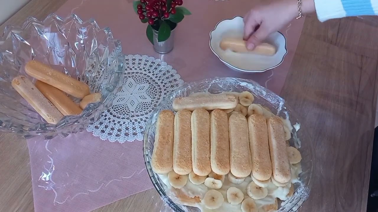 Yaş pasta yapıyoruz dikkat çok pratik. Yaş pasta yapıyoruz dikkat çok pratik.