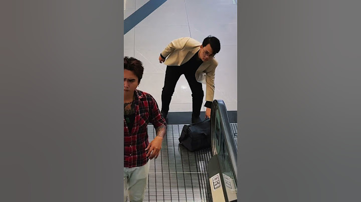 Everyone ignored the girl until the boy appeared [CONDA NGUYEN] #condanguyen #kindness #help