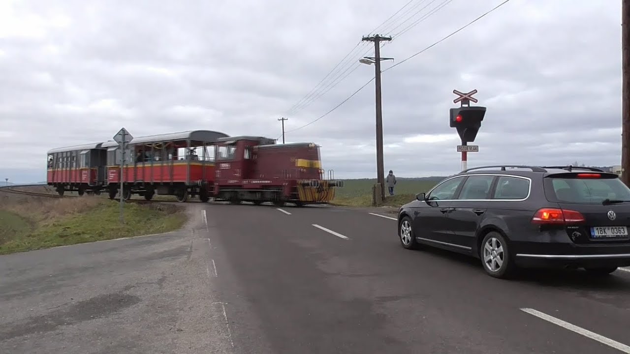 Železniční přejezd (VÚD) Třebelovice - 27.12.2018.