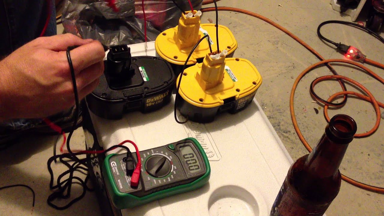 Repair a dead 18V Dewalt battery with two good ones - YouTube