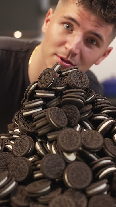 Download lagu 1,000 Layer Oreo