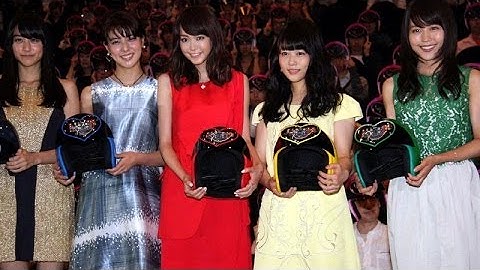 桐谷美玲、有村架純らずらり　映画「女子ーズ」舞台あいさつ