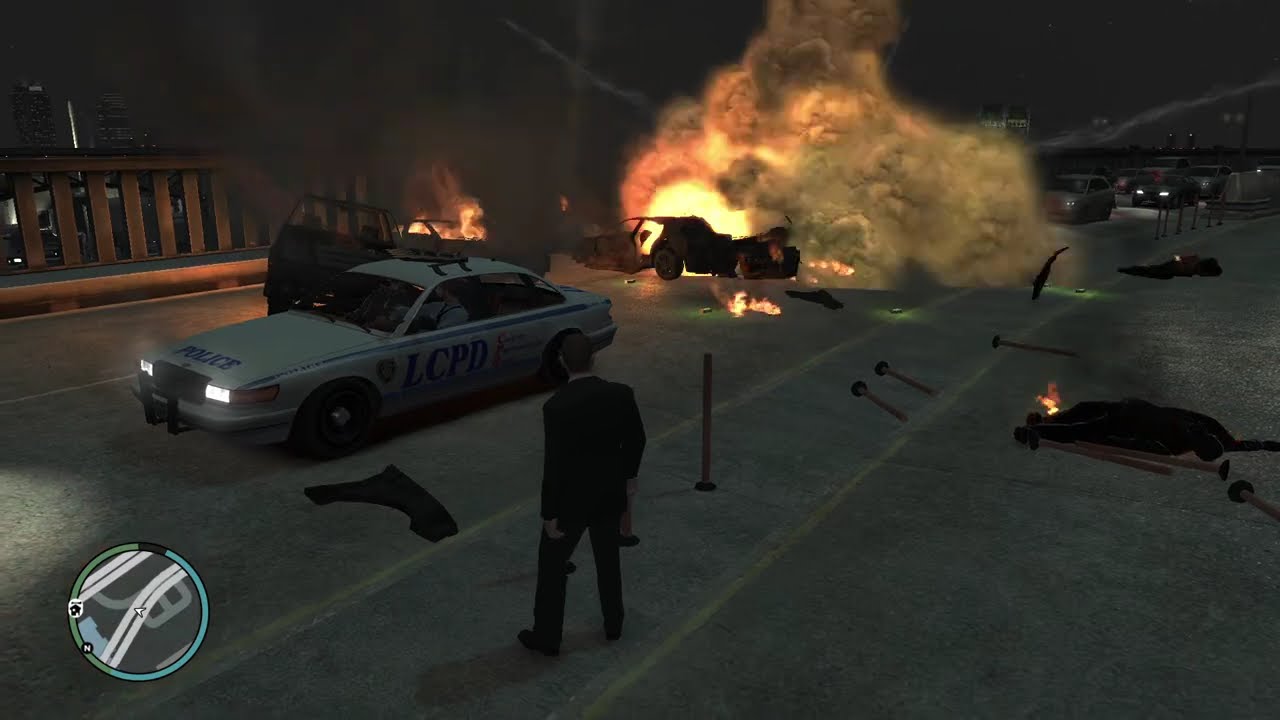 GTA IV Causing chained explosions during high traffic density [raw] #nocomentary