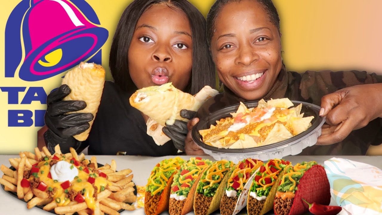 TACO BELL MUKBANG WITH MY MOM!