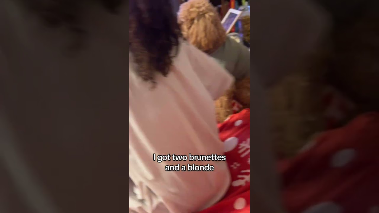 Not Jojo eating the baby's hair! 😳 