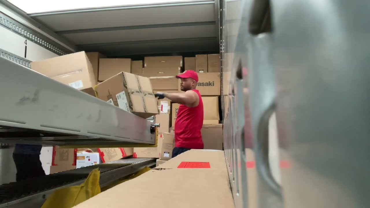 We keep working on 2 jobs in Barcelona it costs a lot but there is Let's go YouTube