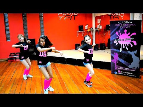 REGGAETON  KIDS /  Dance is convey / Emiliano Ferrari Villalobo (HD)