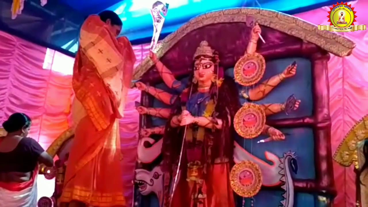 Dhake Kathi Bisorjoner Bijayari Shur  Durga Puja 2017