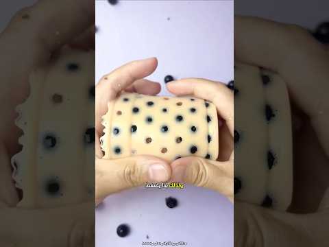 أخرج الكرات الزجاجية من الجيلي Shorts