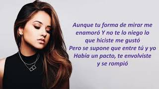 BeckyG  -NOTEPERTENEZCO- (Lyrics Video)