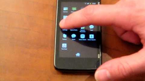 Nitdroid and 2.6.35.9 running on my N900 (with 3D acceleration)
