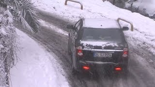 Raw: Heavy Snowfall Wreaks Havoc on Turkey Roads