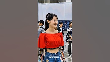 Man Tests the Latest Girlfriend Robot at Tesla’s Futuristic Expo #teslabot #shorts #tesla #robot