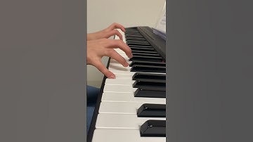 Thumbnail of Mozart Twinkle Twinkle Little Star (12 Variations on "Ah vous dirai-je, Maman") V2- Stephanie(age10)