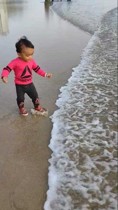 Enjoying at the Beach 🌊😭🤪 #shorts #beach #trendingshorts