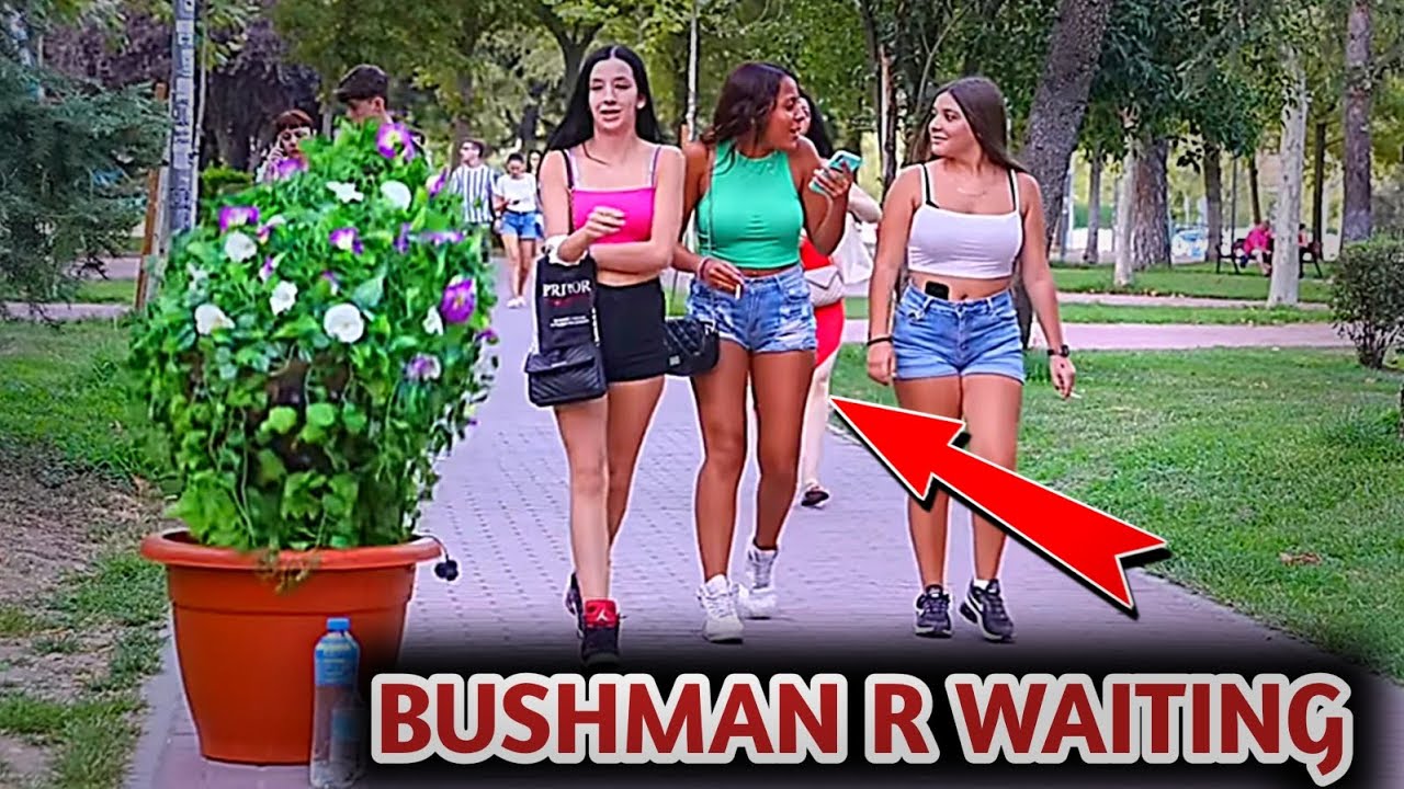 BUSHMAN WAITING FOR VICTIM 🤣🤣 || BUSHMAN PRANK FUNNY REACTION || bushman prank || prank video ||