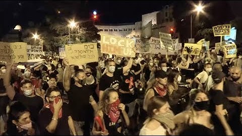 Jerusalem protesters call for Netanyahu to resign
