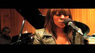 Jessica Reedy - "What About Me" UNPLUGGED (VIDEO) chords