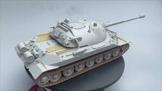Trumpeter 05586 1/35 Soviet JS-7 heavy tank （Construction）