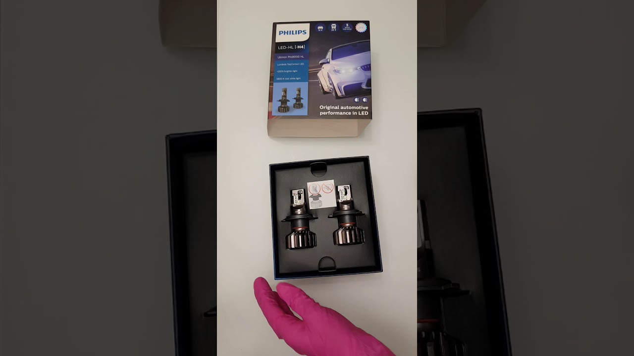 PHILIPS LED H4 Ultinon Pro9000 + 250% 12/24V 18W 11342U90CWX2