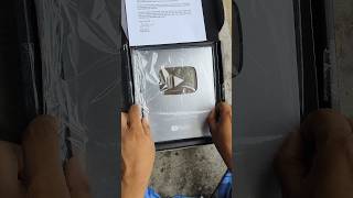 Silver Play Button Unboxing🥹💕 #unboxing #viral #trending #shorts #vlog #awards #playbutton
