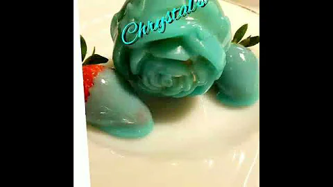 Rose bottom candy apples and candied strawberries