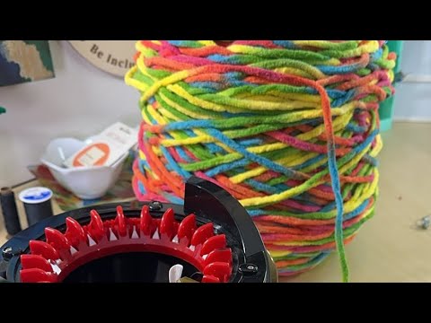 Easy flat cirkels, scrubbies with your 22 needle circular knitting machine.  Free quick workshop. 