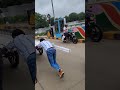 अंकल का रिक्शा खराब होने पर 😭 #humanity #help #trendingshorts #viral #youtubeshorts 🇮🇳🇮🇳😍