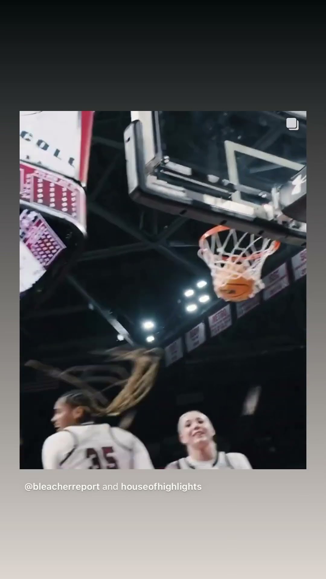 She went full court #hoodnews #milaysiafulwiley #southcarolina #basketball #shortvideo #omg #how #us
