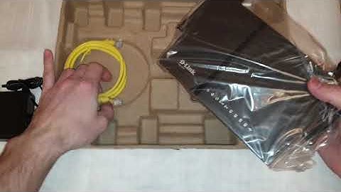 Unboxing D-LINK DIR-825 AC G1 Wireless AC1200 Dual Band Gigabit Router