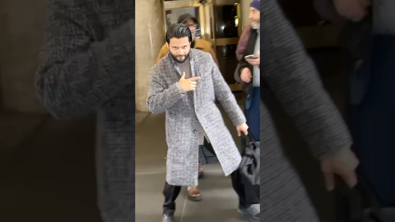 Asif Ali strikes up a pose in NYC! 