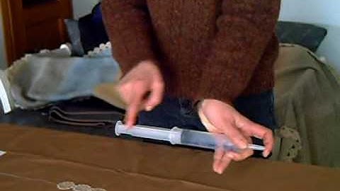 IS THE AIR ELASTIC AND COMPRESSIBLE?