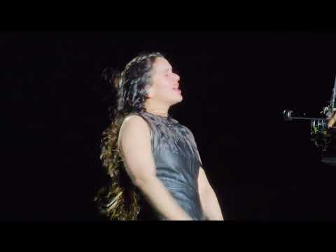 ROSALÍA Beso Les Déferlantes 2023