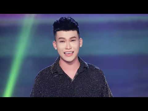 Ngoại ơi con