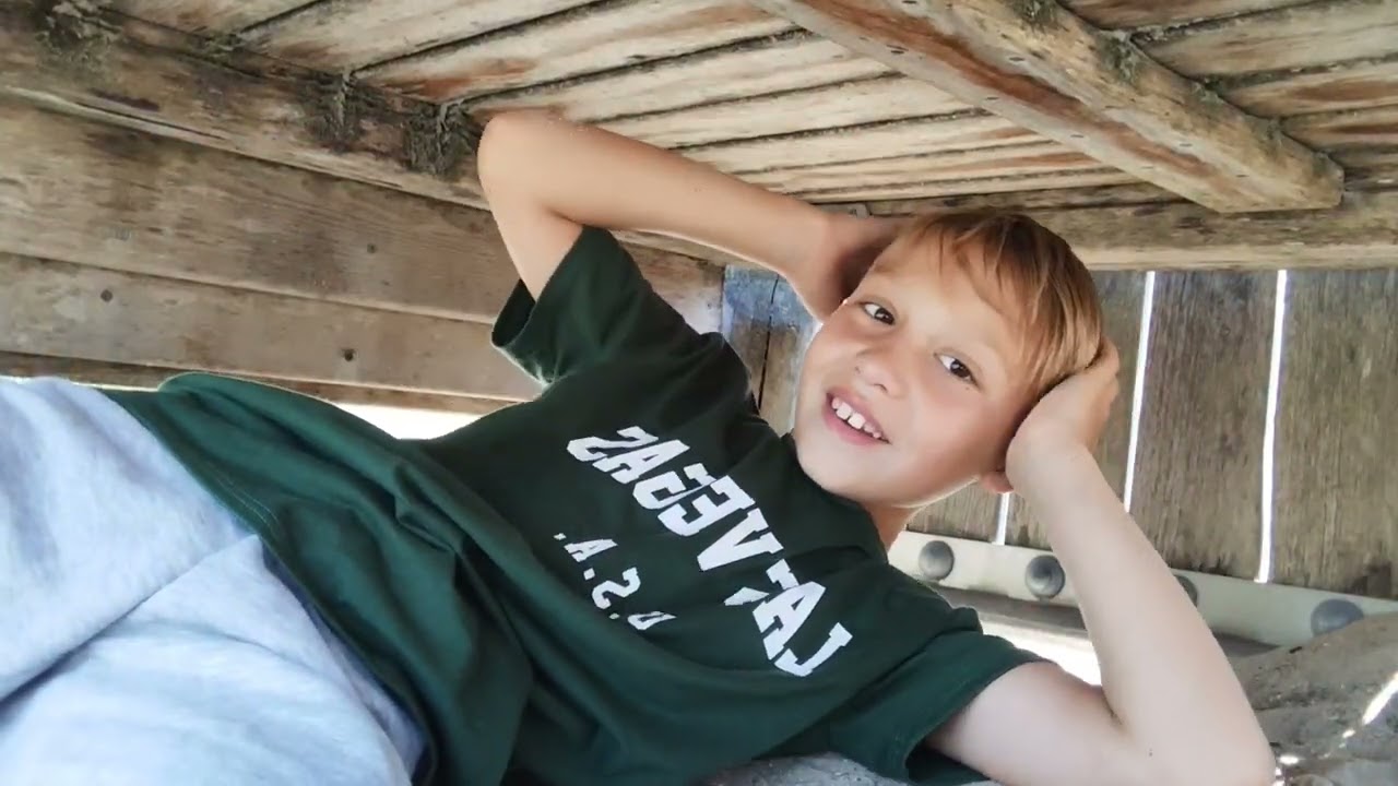 ik speel verstopertje met eli en eden en me zelf natuurlijk