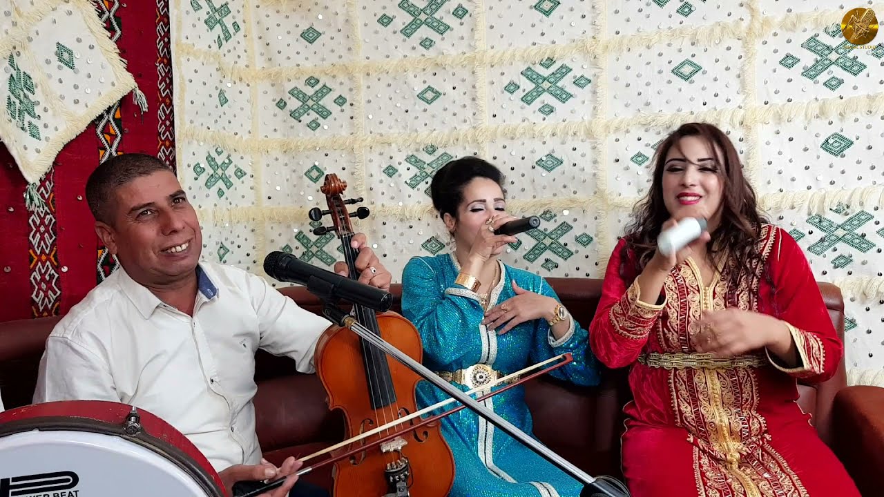 نجوم بومية مع حميد تمكايدوت و ليلى بومية  