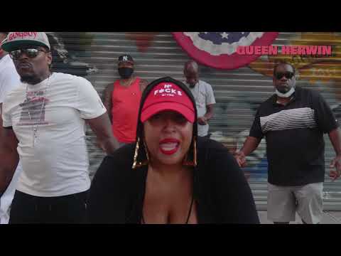 在 YouTube 上觀看「Why Why Why  - Terror Van Poo ft. Queen Herawin」