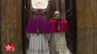 Thumbnail for Leo XIV. erhält unmittelbar nach seiner Wahl den Applaus der Kardinäle in der Sixtinischen Kapelle