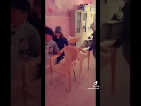 فديت الطلاب العشق