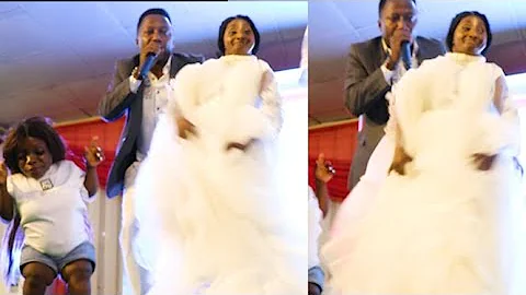 Moment When Actress Aunty Ajara Challenges Aunty Ramota At Her Wedding As Mama No Network Sings