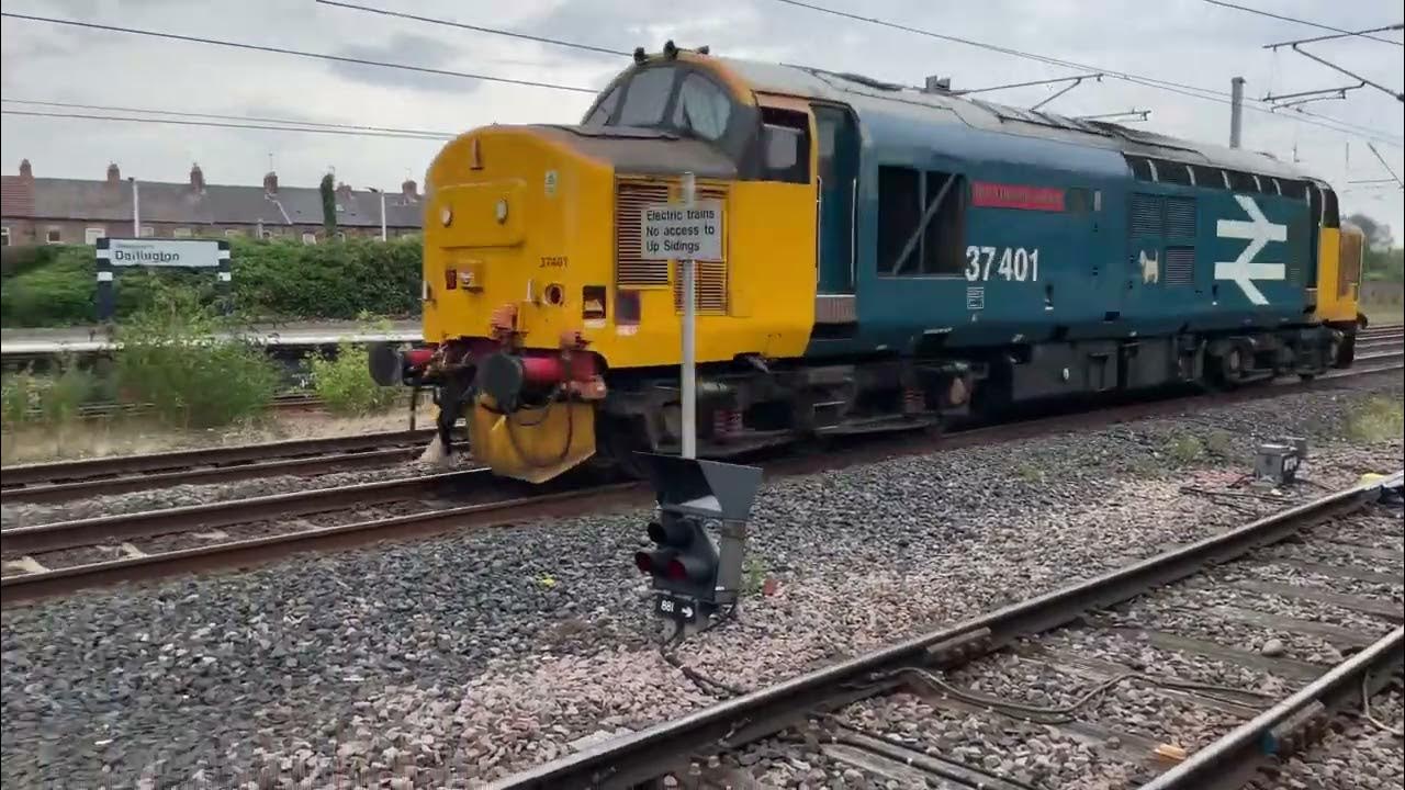 DRS Class 37401 passes Darlington on Kingmoor to York Parcel Sidings 22/08/22 YouTube