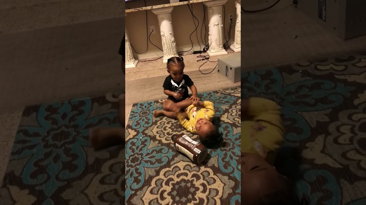 Baby FIGHT ❤️💙👊🏽👊🏽