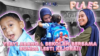 PULES : BUNDA LESTI TEMENIN ABANG ACARA MOMS DAY DI SEKOLAH! ABANG HAPPY BANGET! I LOVE YOU BUNDA!