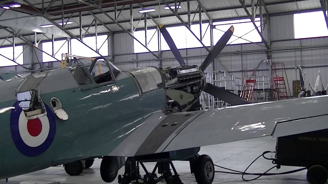 Spitfire Mk PR XIX PS915