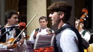 Na kraj Ameriky (folklorní vystoupení)